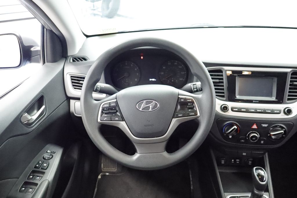 Thumbnail: 2022 Hyundai Accent - 9
