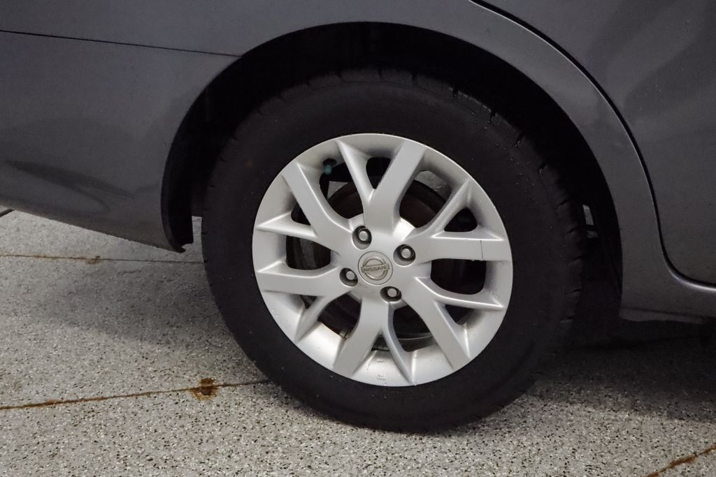 Thumbnail: 2018 Nissan Versa - 17