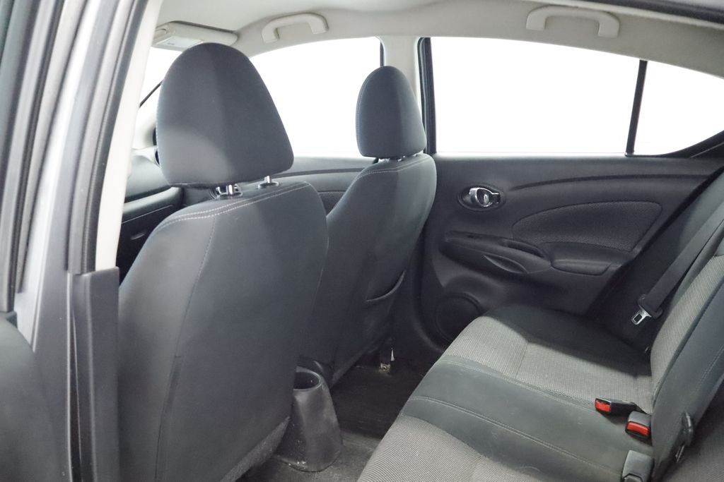 Thumbnail: 2018 Nissan Versa - 10