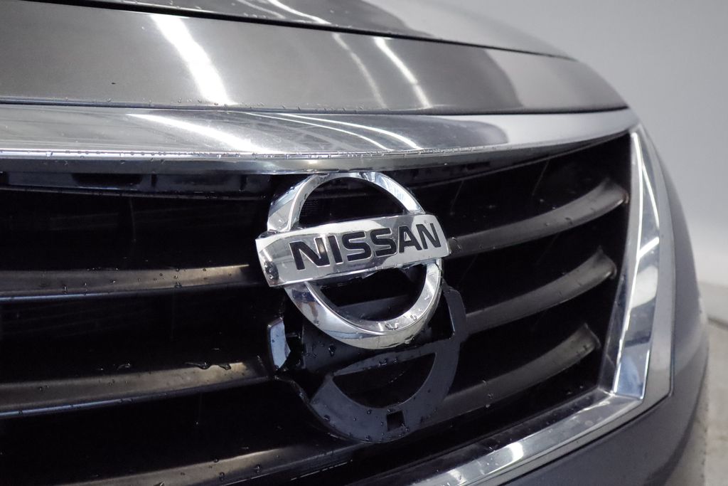 Thumbnail: 2018 Nissan Versa - 5