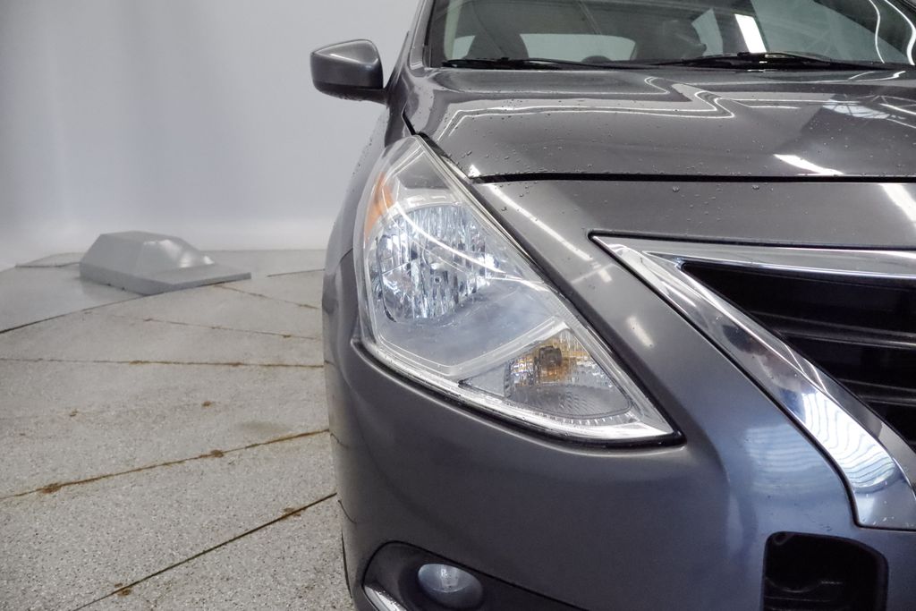 Thumbnail: 2018 Nissan Versa - 16