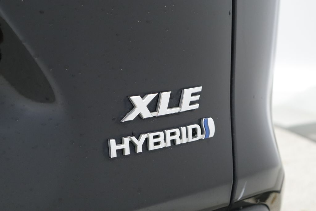 Thumbnail: 2023 Toyota RAV4 - 26