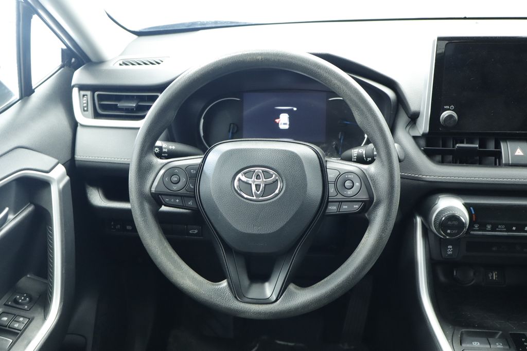Thumbnail: 2023 Toyota RAV4 - 9