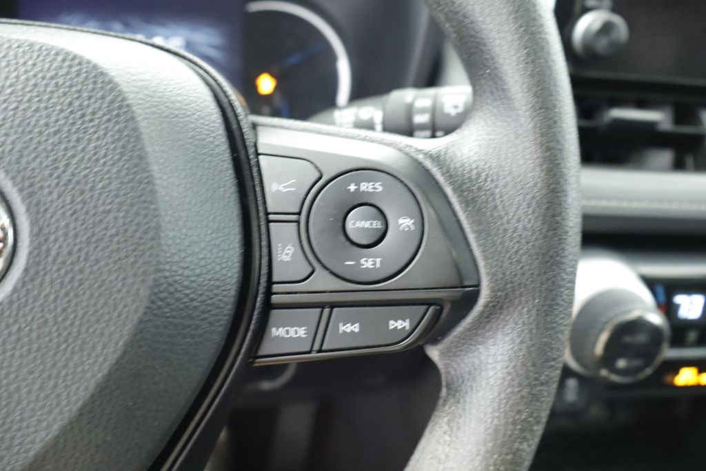 Thumbnail: 2023 Toyota RAV4 - 30