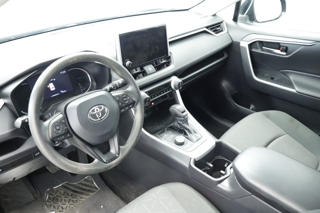Thumbnail: 2023 Toyota RAV4 - 14