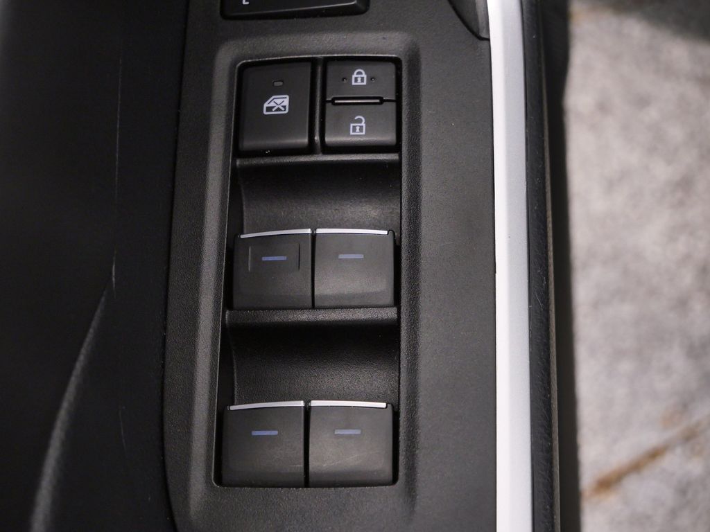 Thumbnail: 2023 Toyota RAV4 - 19