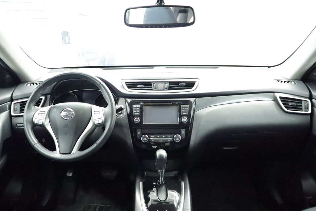 Thumbnail: 2015 Nissan Rogue - 10