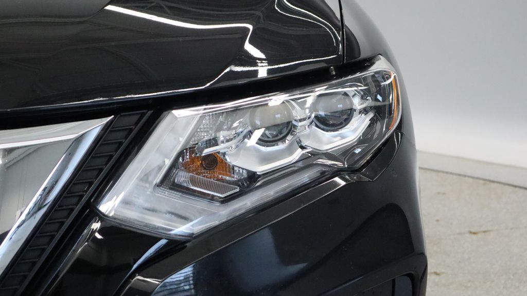 Thumbnail: 2020 Nissan Rogue - 22