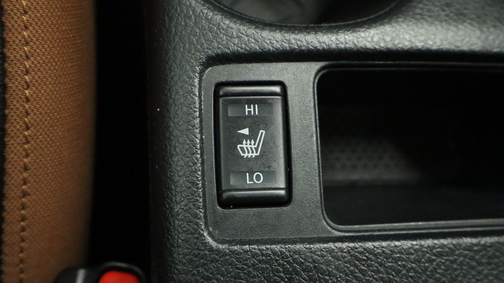 Thumbnail: 2020 Nissan Rogue - 37