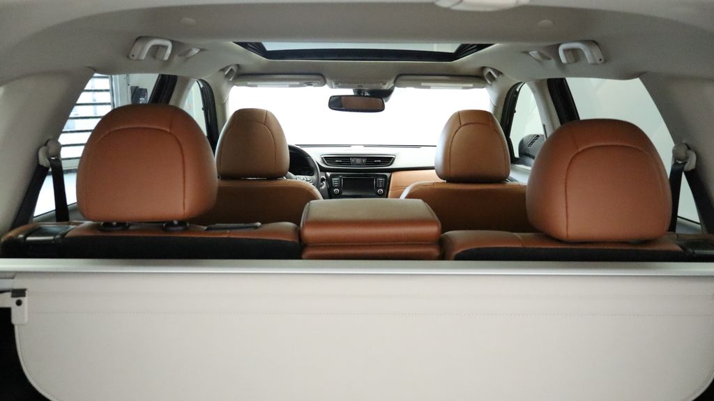 Thumbnail: 2020 Nissan Rogue - 10