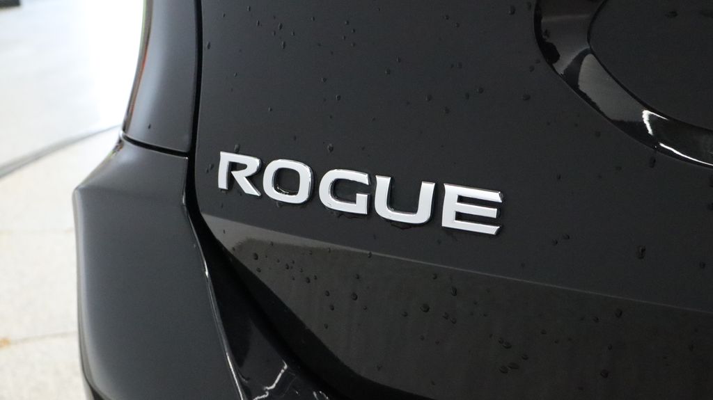 Thumbnail: 2020 Nissan Rogue - 25