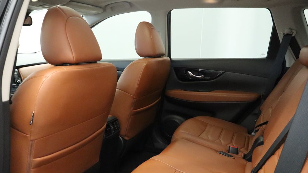 Thumbnail: 2020 Nissan Rogue - 28