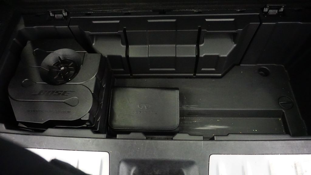 Thumbnail: 2017 INFINITI QX60 - 24