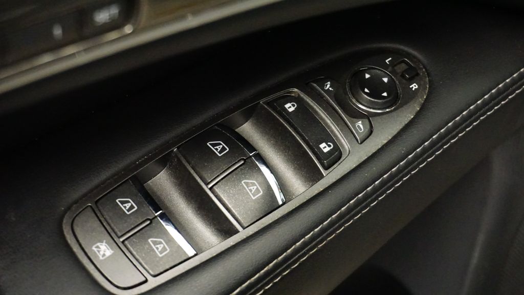 Thumbnail: 2017 INFINITI QX60 - 29