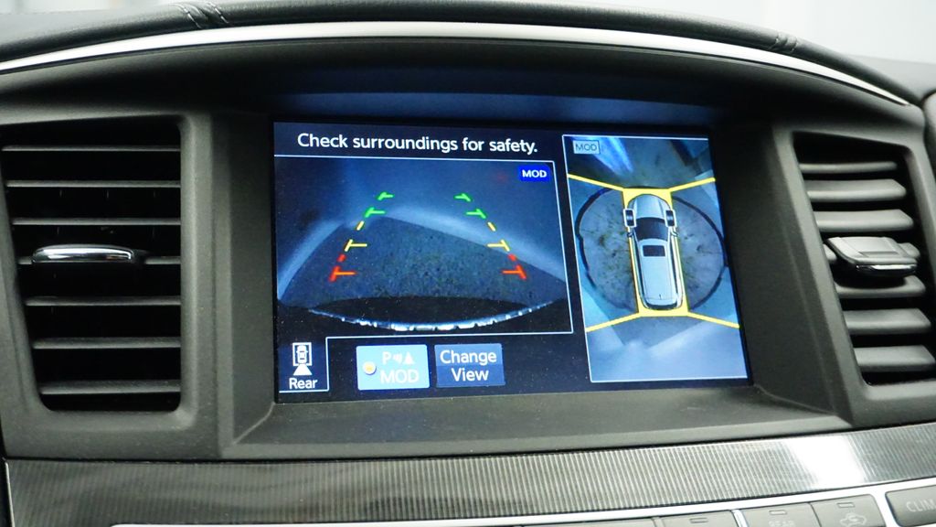 Thumbnail: 2017 INFINITI QX60 - 33