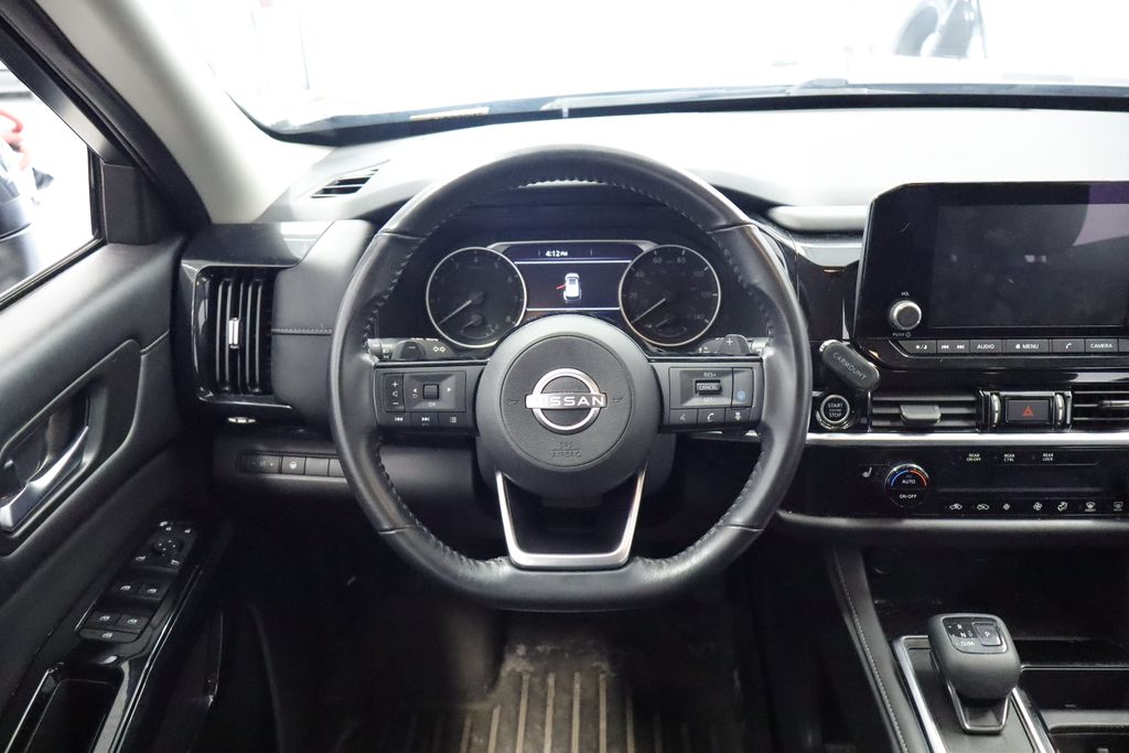 Thumbnail: 2022 Nissan Pathfinder - 13