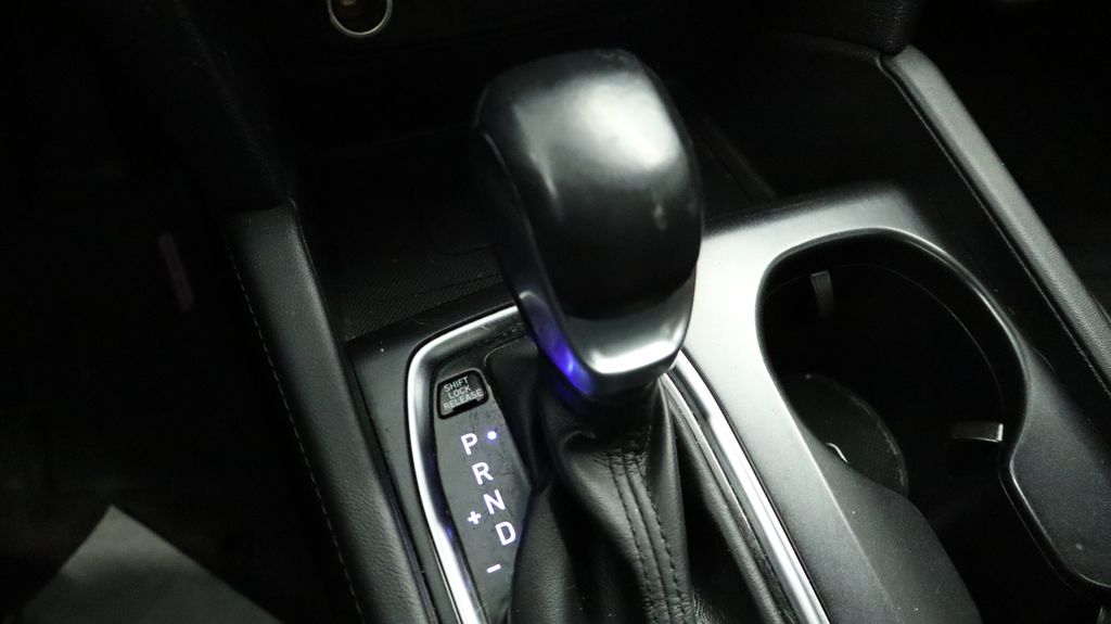 Thumbnail: 2020 Hyundai Santa Fe - 15