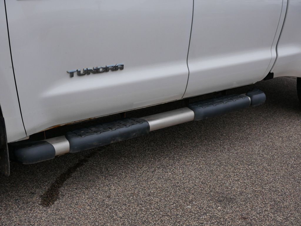 Thumbnail: 2015 Toyota Tundra - 6