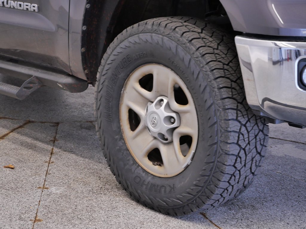 Thumbnail: 2019 Toyota Tundra - 5