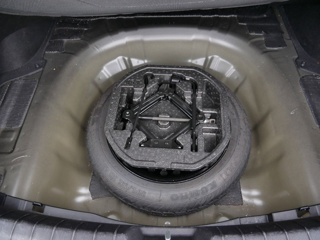 Thumbnail: 2023 Kia K5 - 23