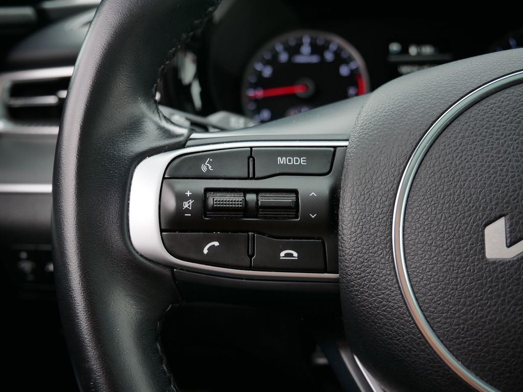 Thumbnail: 2023 Kia K5 - 30