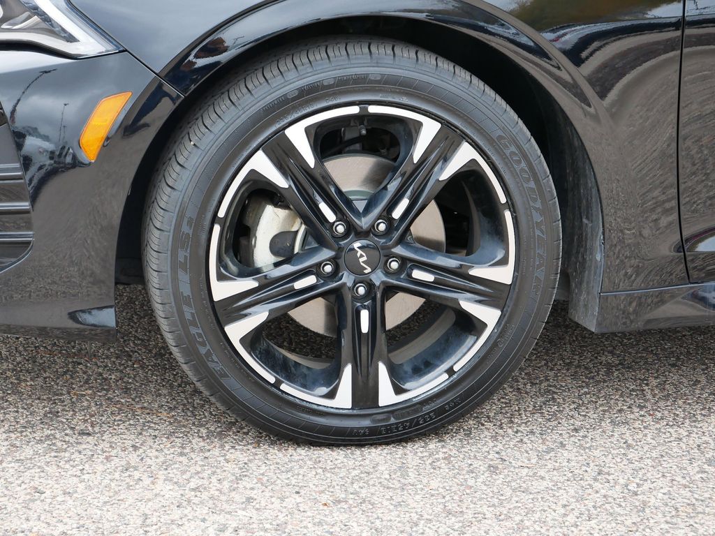 Thumbnail: 2023 Kia K5 - 8