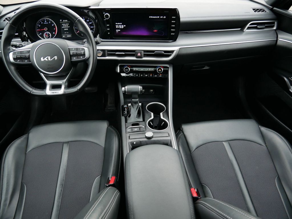 Thumbnail: 2023 Kia K5 - 12