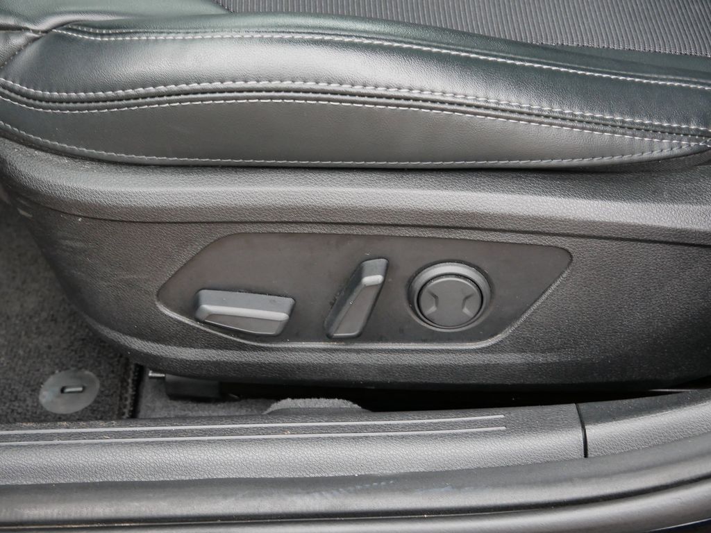 Thumbnail: 2023 Kia K5 - 19