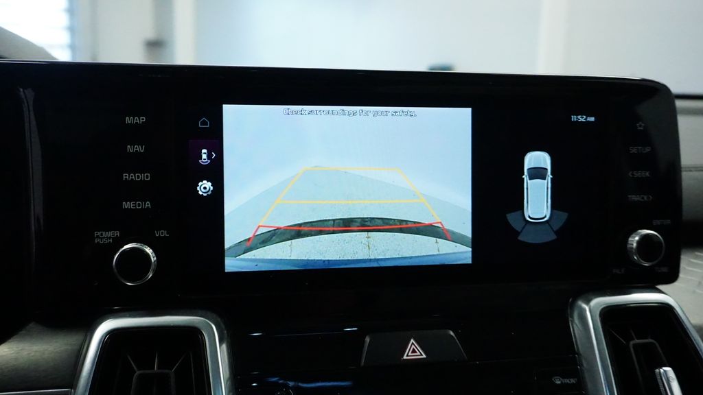 Thumbnail: 2023 Kia Sorento - 35