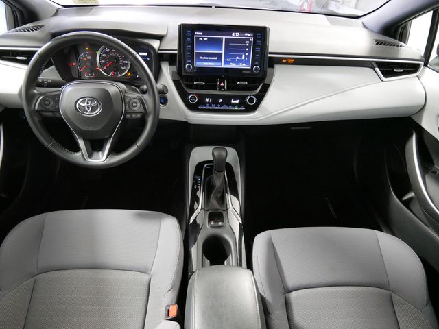 2022 Toyota Corolla SE 2