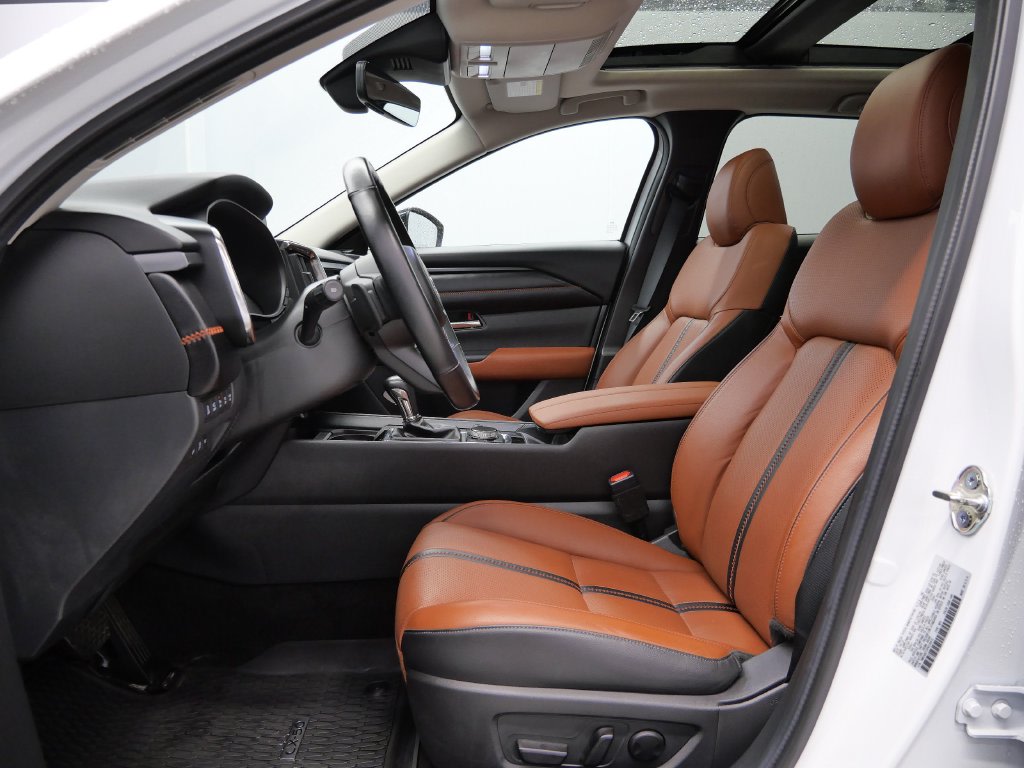 Thumbnail: 2023 Mazda CX-50 - 8