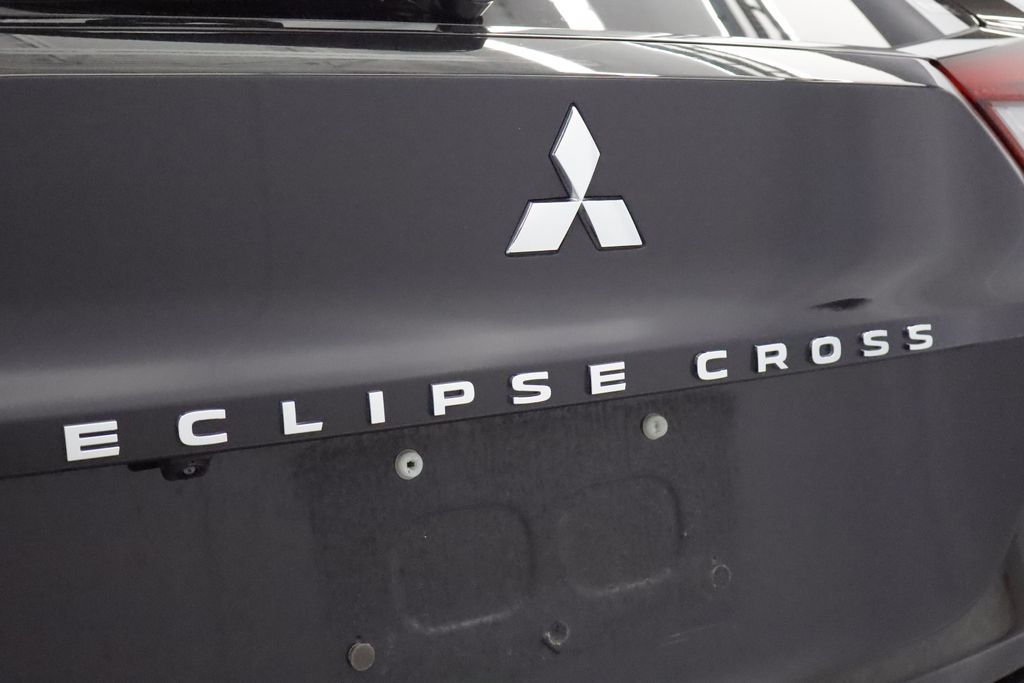 Thumbnail: 2022 Mitsubishi Eclipse Cross - 20