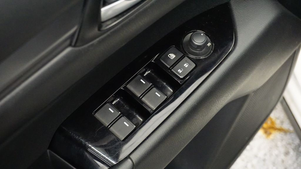 Thumbnail: 2023 Mazda CX-5 - 26