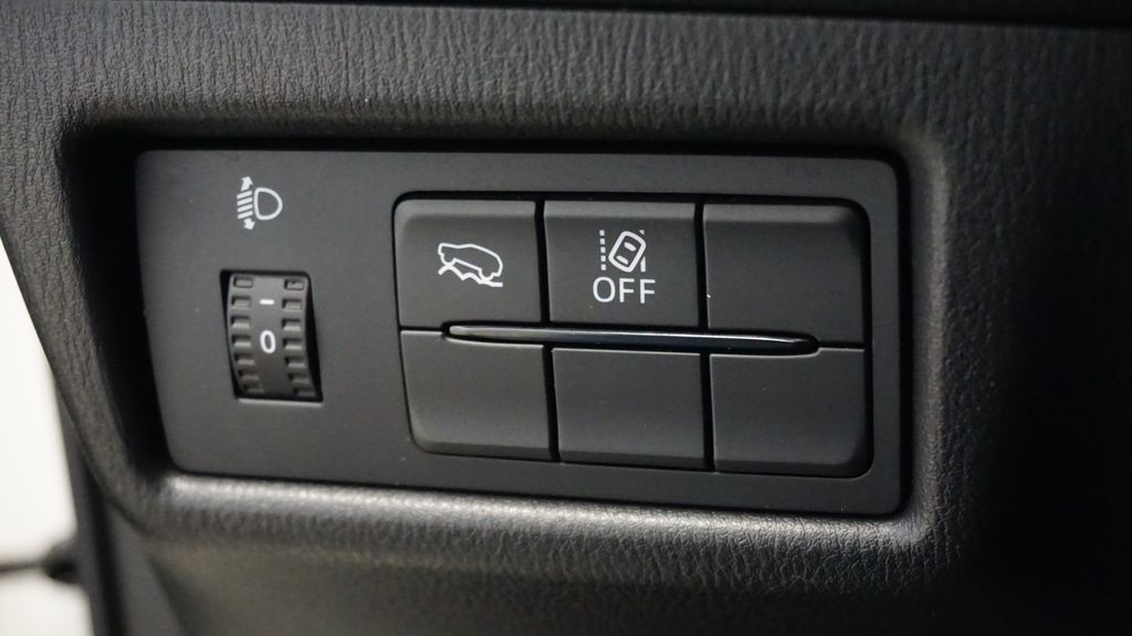 Thumbnail: 2023 Mazda CX-5 - 27