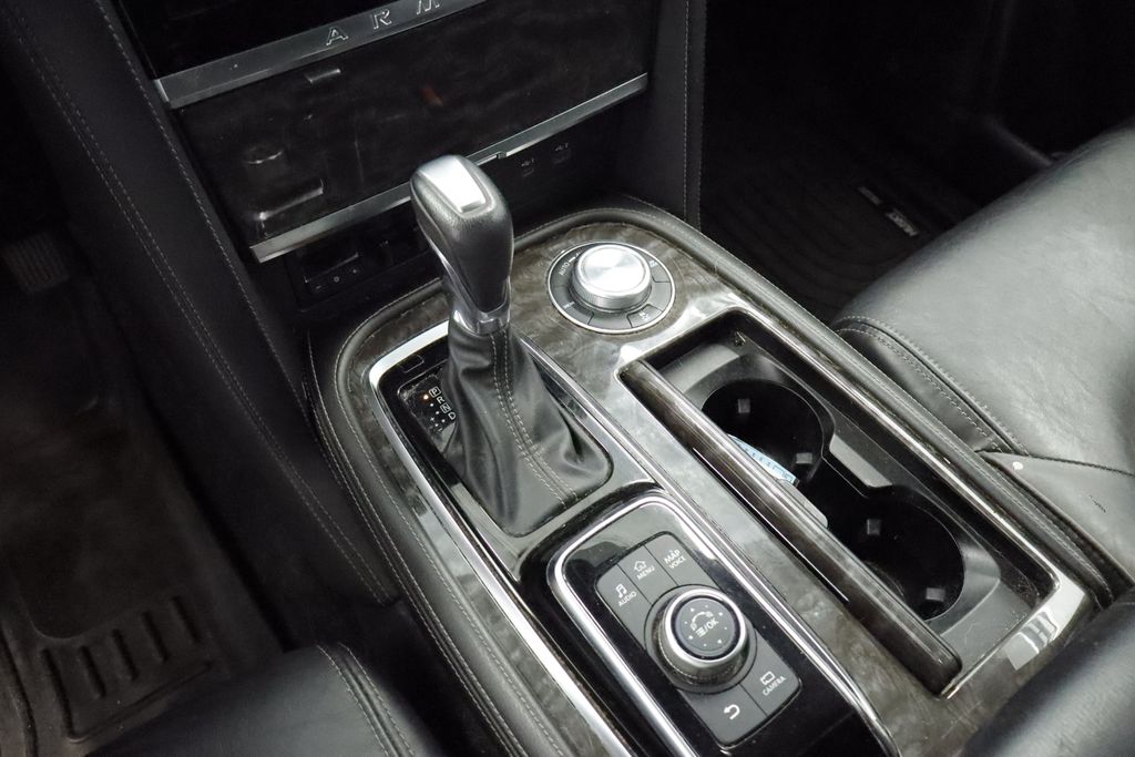 Thumbnail: 2021 Nissan Armada - 13