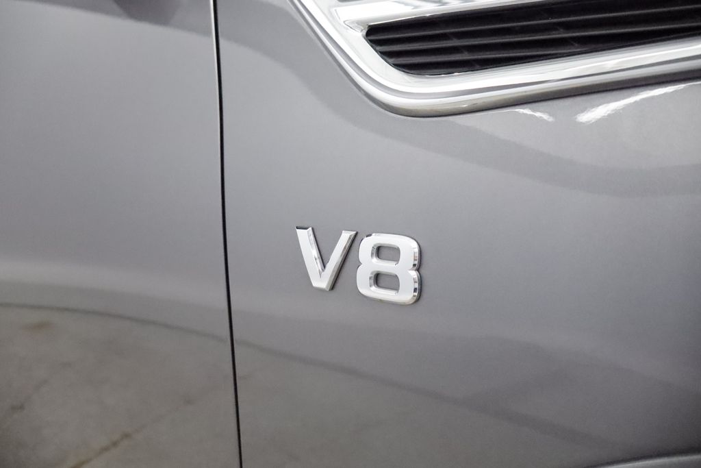 Thumbnail: 2021 Nissan Armada - 18