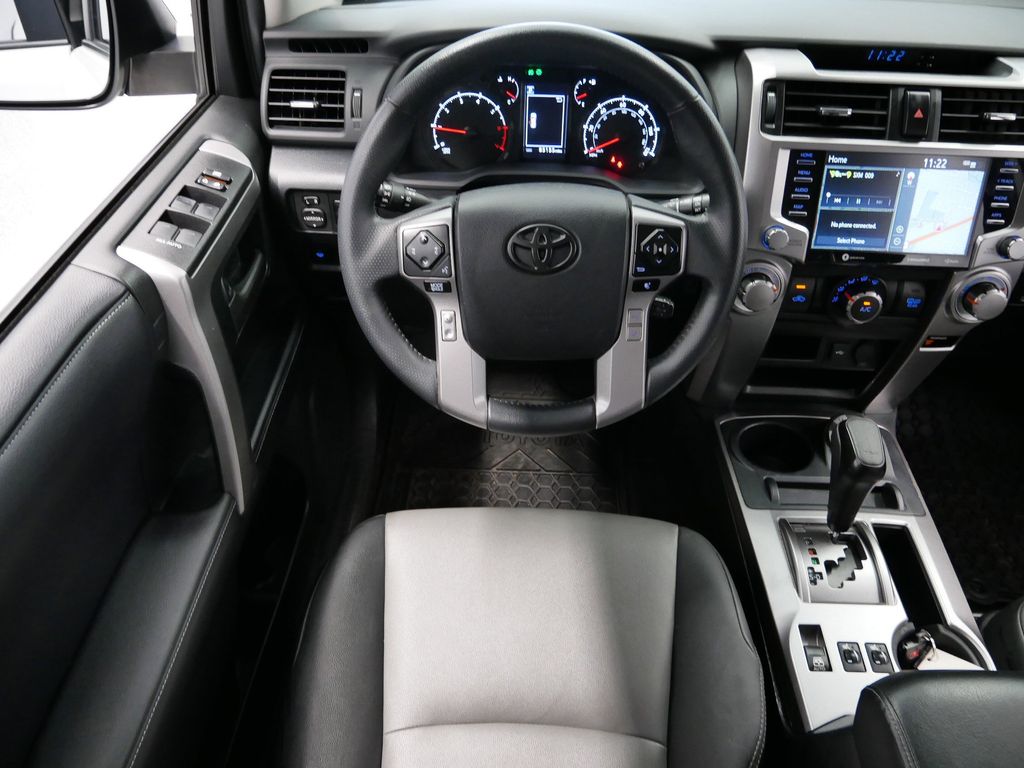 Thumbnail: 2020 Toyota 4Runner - 9
