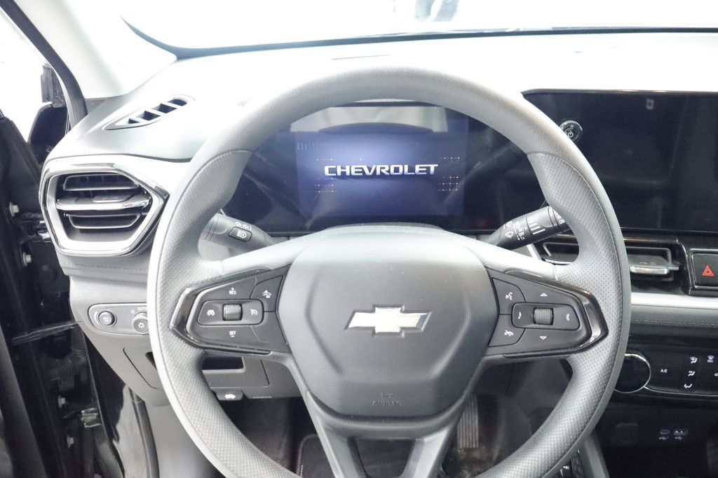 Thumbnail: 2024 Chevrolet TrailBlazer - 23