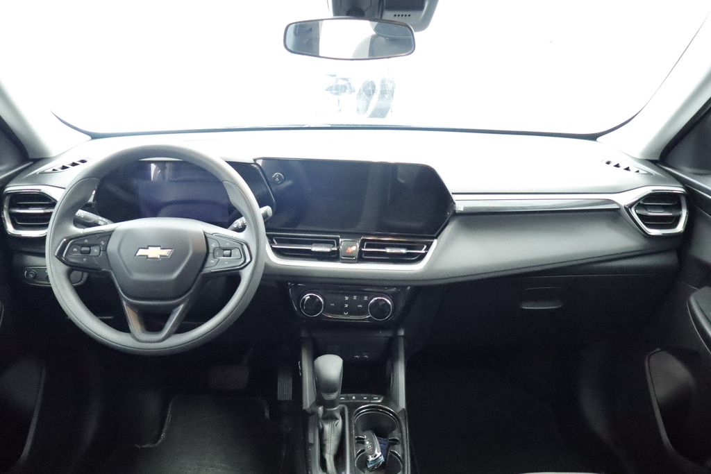 Thumbnail: 2024 Chevrolet TrailBlazer - 2