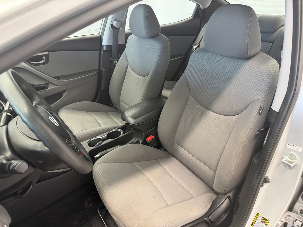 Thumbnail: 2015 Hyundai Elantra - 10