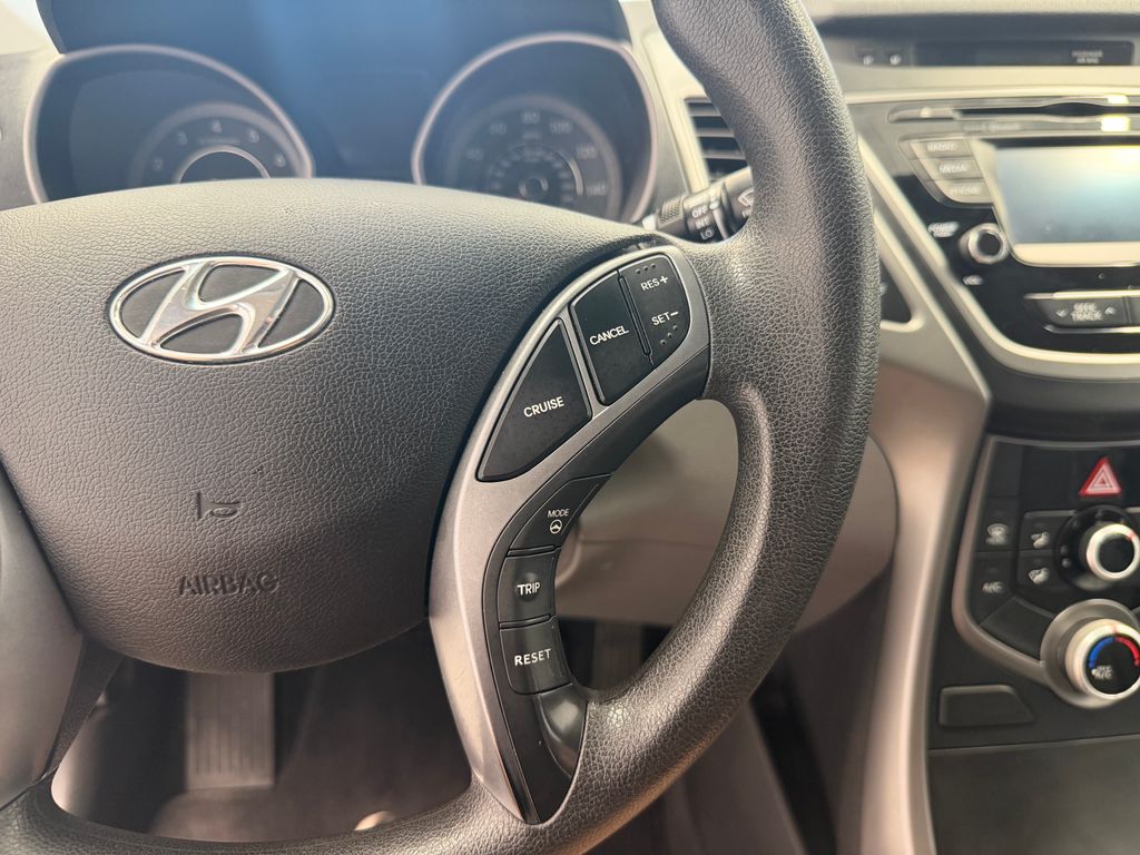 Thumbnail: 2015 Hyundai Elantra - 23