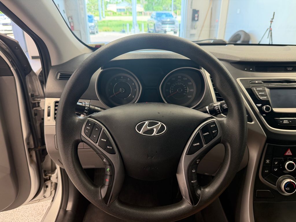Thumbnail: 2015 Hyundai Elantra - 14