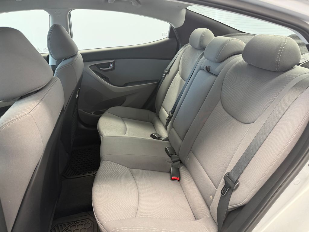 Thumbnail: 2015 Hyundai Elantra - 12