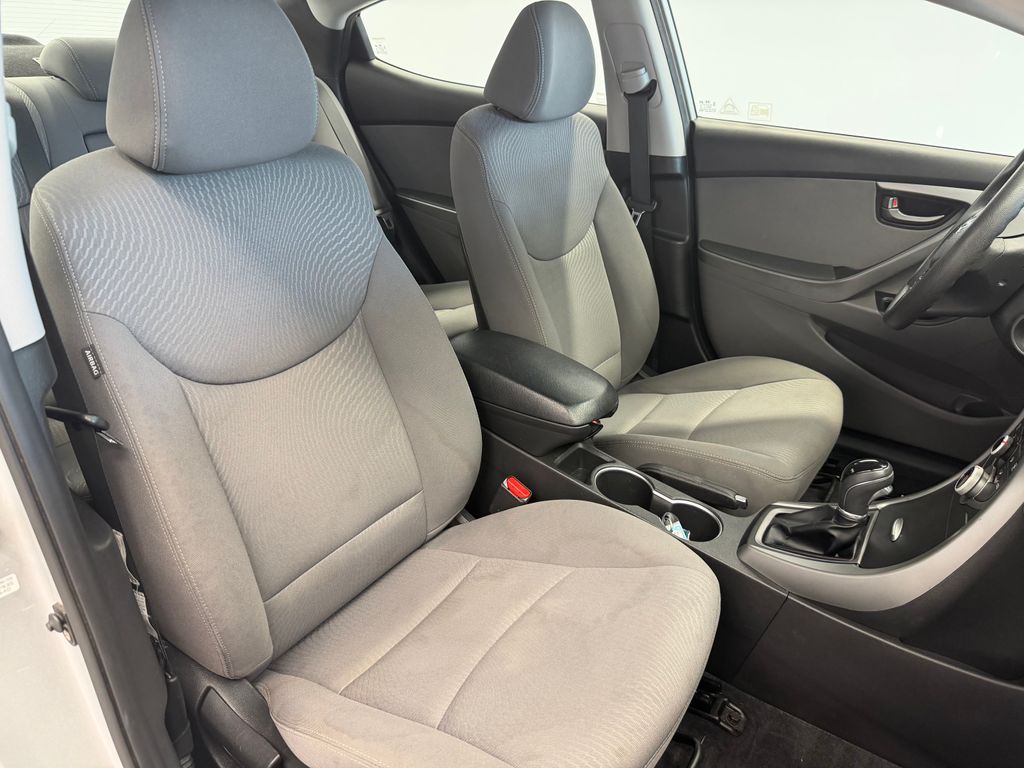 Thumbnail: 2015 Hyundai Elantra - 11