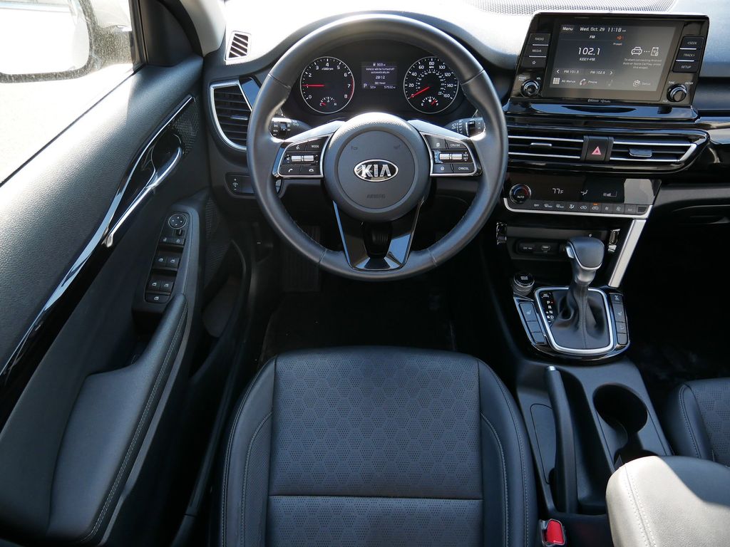 Thumbnail: 2021 Kia Seltos - 2