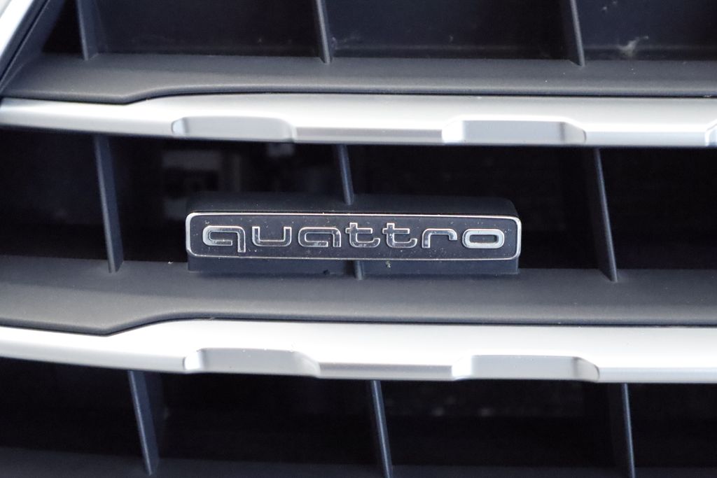 Thumbnail: 2017 Audi Q7 - 15
