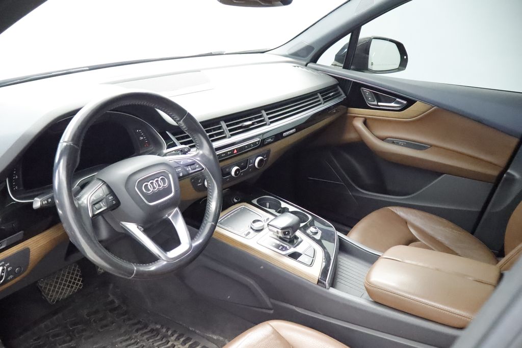 Thumbnail: 2017 Audi Q7 - 2