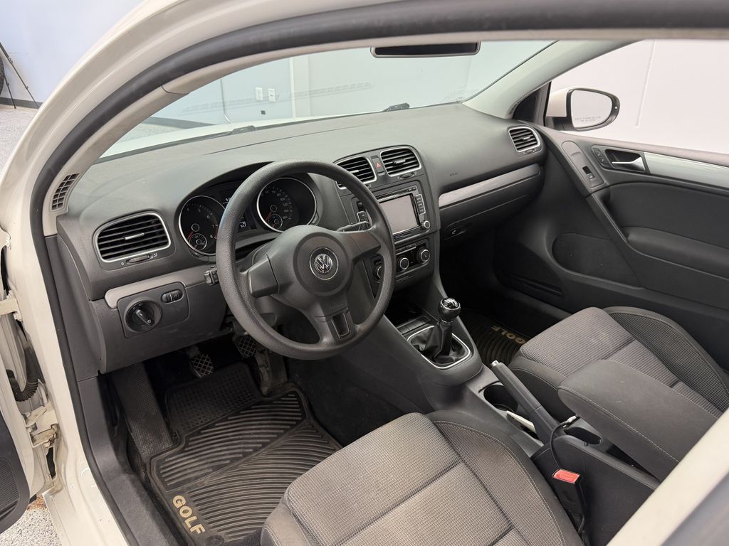Thumbnail: 2012 Volkswagen Golf - 2