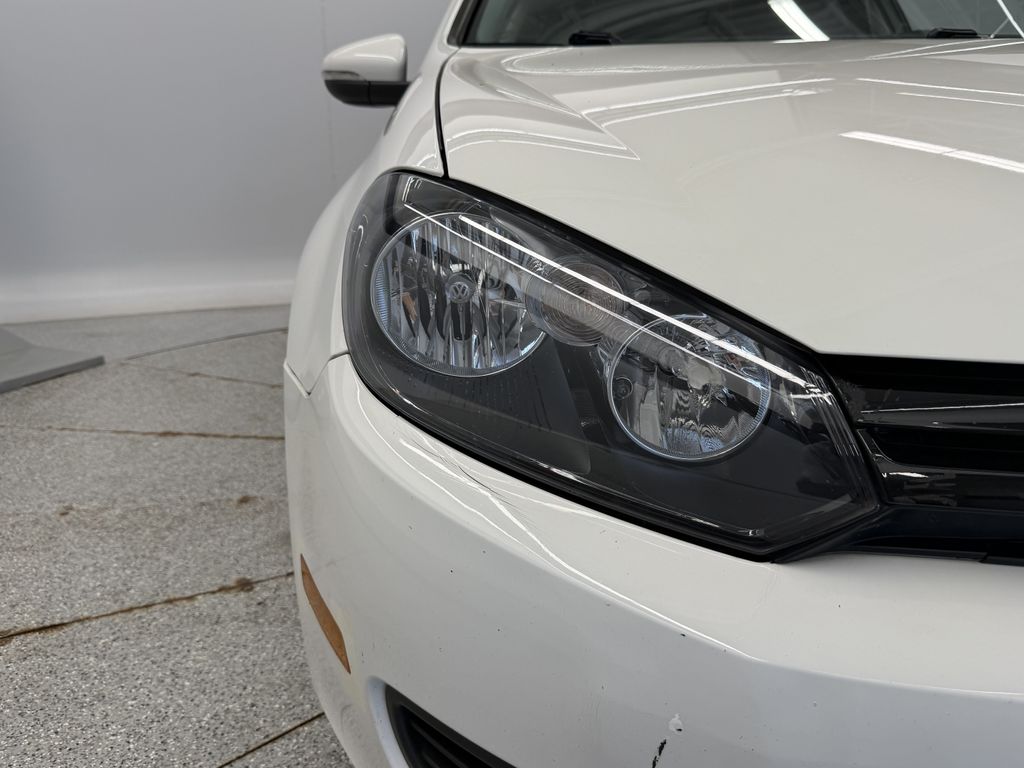 Thumbnail: 2012 Volkswagen Golf - 19