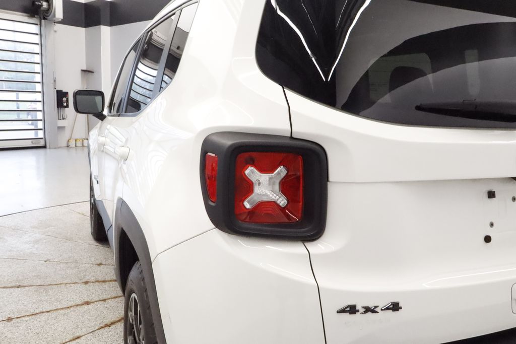 Thumbnail: 2023 Jeep Renegade - 24